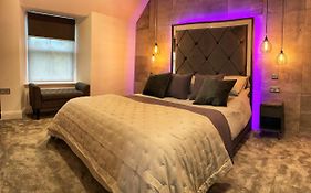 Laburnam Villa - Luxury 4 Bedroom Accommodation In The Heart Of Killin